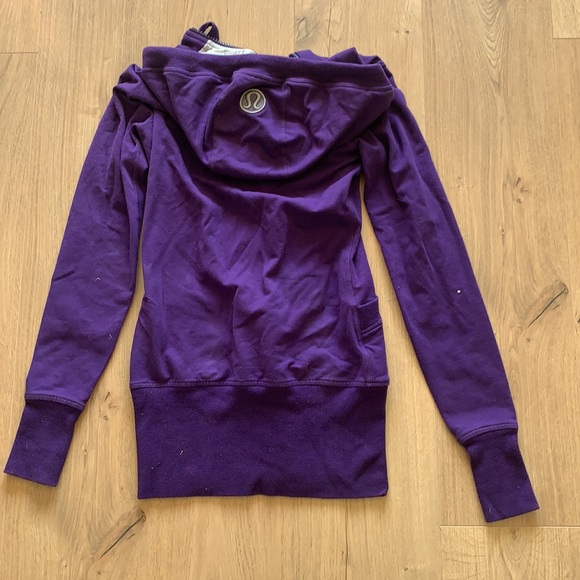 Lululemon zip up - Picture 6 of 7